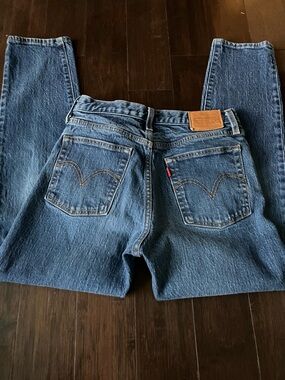 Levi's Blue Denim wedgie Jeans. Red tab.  EUC. Premium denim